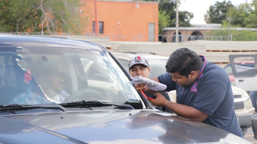 Mantienen m&oacute;dulo para regularizar autos 