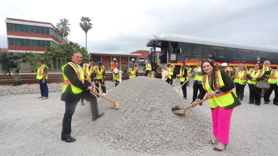 Coloca alcaldesa Carmen Lilia Canturosas primera piedra del segundo Puente Internacional Ferroviario