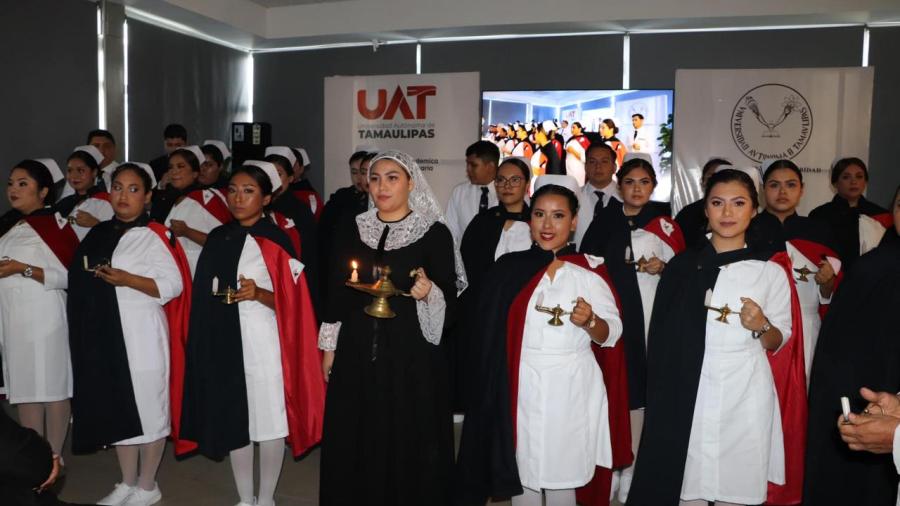 Celebra UAT en El Mante graduación de egresados de licenciatura y maestría
