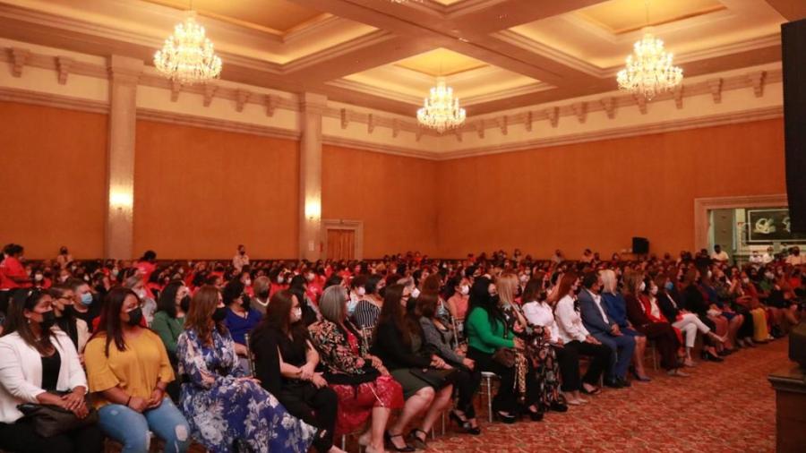 A las mujeres ya nos toca: Maki Ortiz 