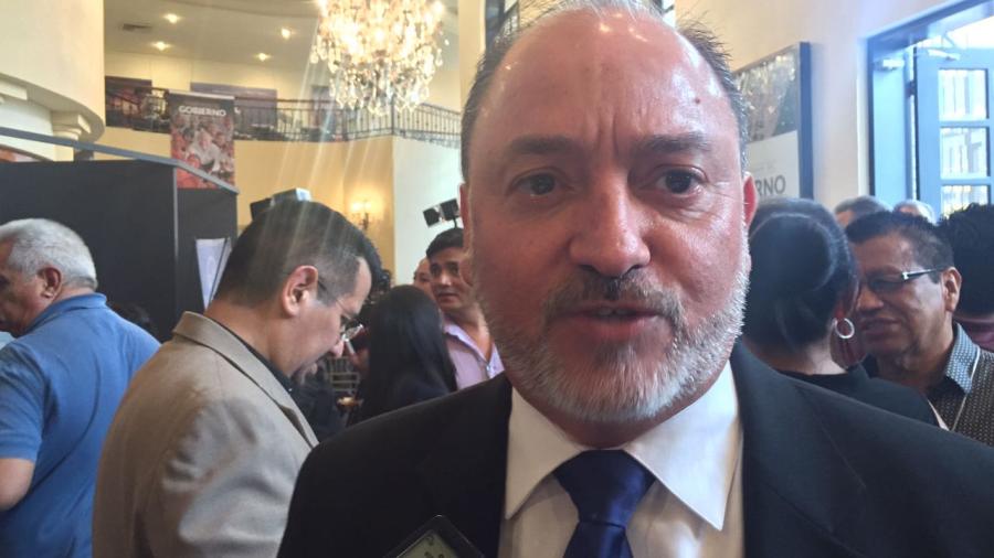 Las despensas seguirán siendo gratuitas: Enrique Salinas