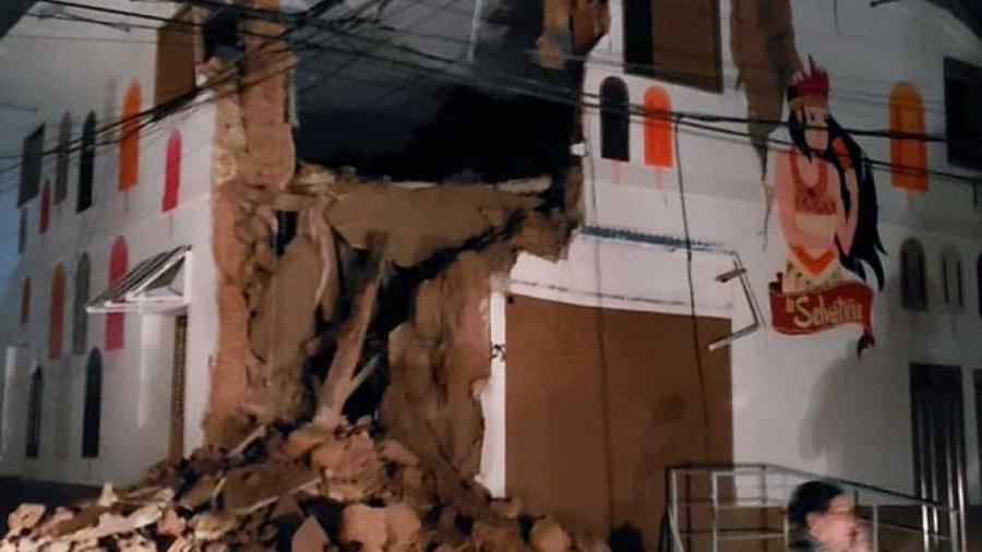 1 muerto y 11 heridos tras sismo de 7.5 grados en Perú