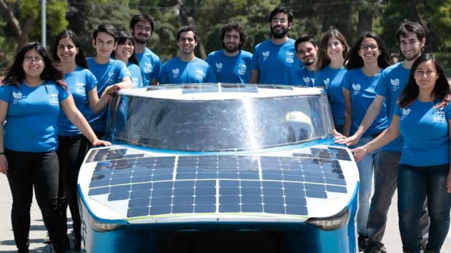 Chilenos crean auto solar