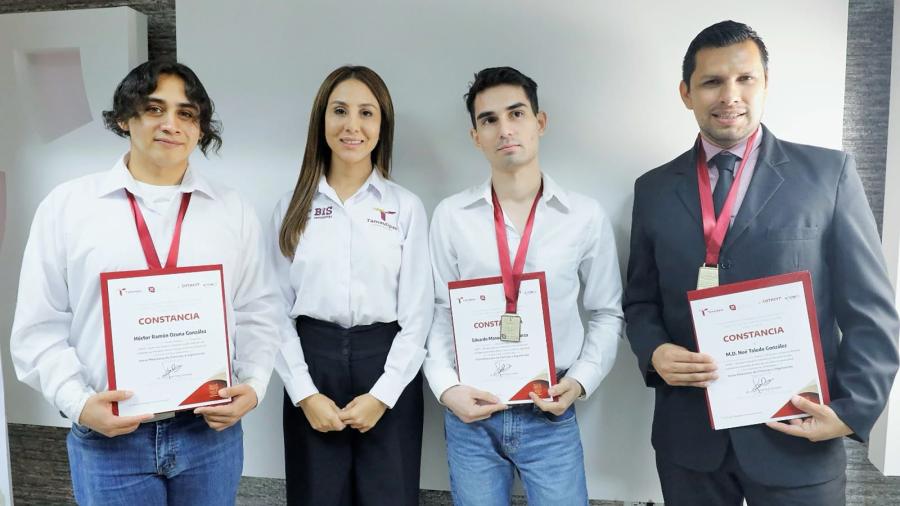 Jóvenes matamorenses representarán a Tamaulipas en concurso iberoamericano de ciencias 