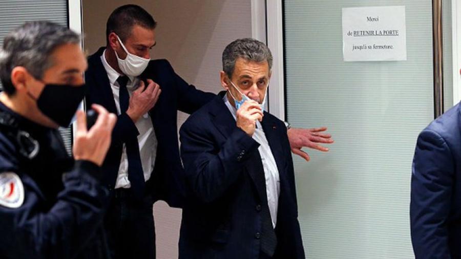 3 años de cárcel a ex presidente Sarkozy, por corrupción y tráfico de influencias