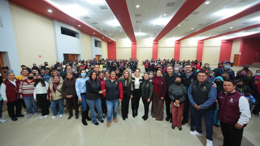 Beneficia Gobierno Municipal a más de 200 ciudadanos con Anteojos graduados 