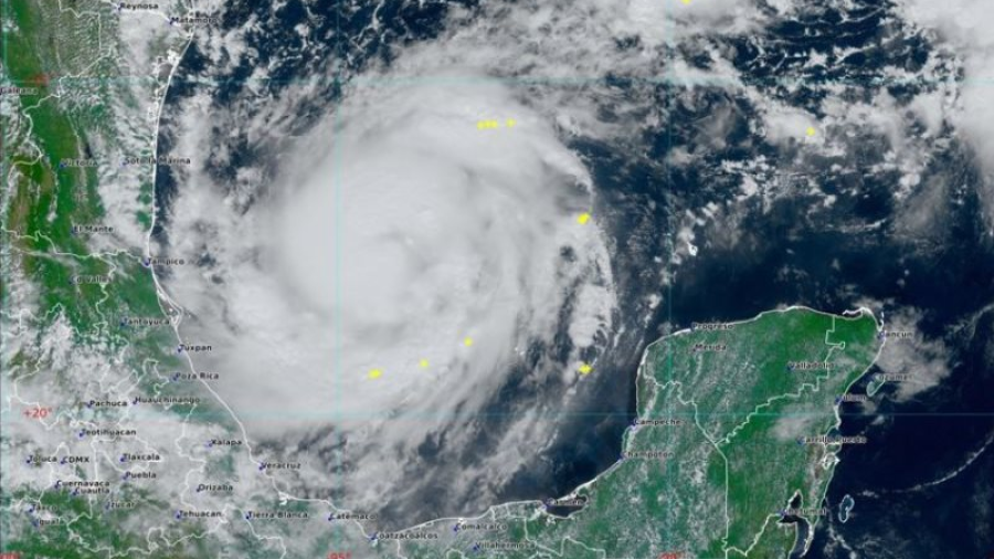 ‘Milton’ se intensifica a huracán categoría 1 en el golfo de México