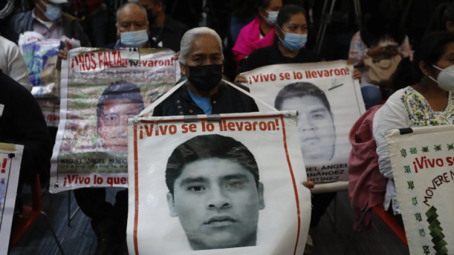 Actitud de titular de FGR en caso Ayotzinapa ha sido de colaboración: AMLO