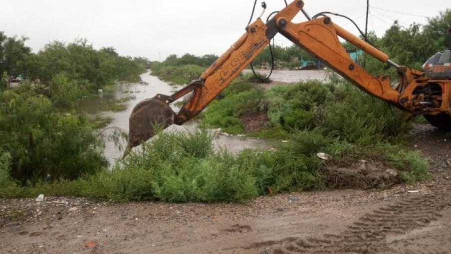 Proyecta Gobierno de Matamoros compra de equipo para desazolve de drenes