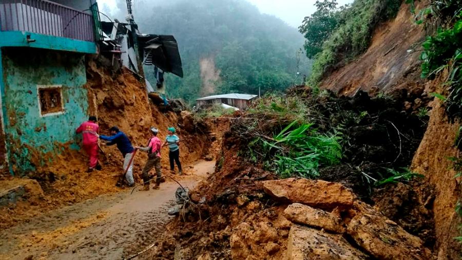 Deslaves en Colombia dejan 8 muertos y 14 desaparecidos