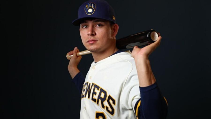 Luis Urías da positivo a COVID-19