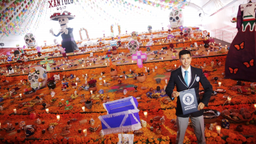 Hidalgo obtiene r&eacute;cord Guinness al Altar de Muertos m&aacute;s grande del mundo