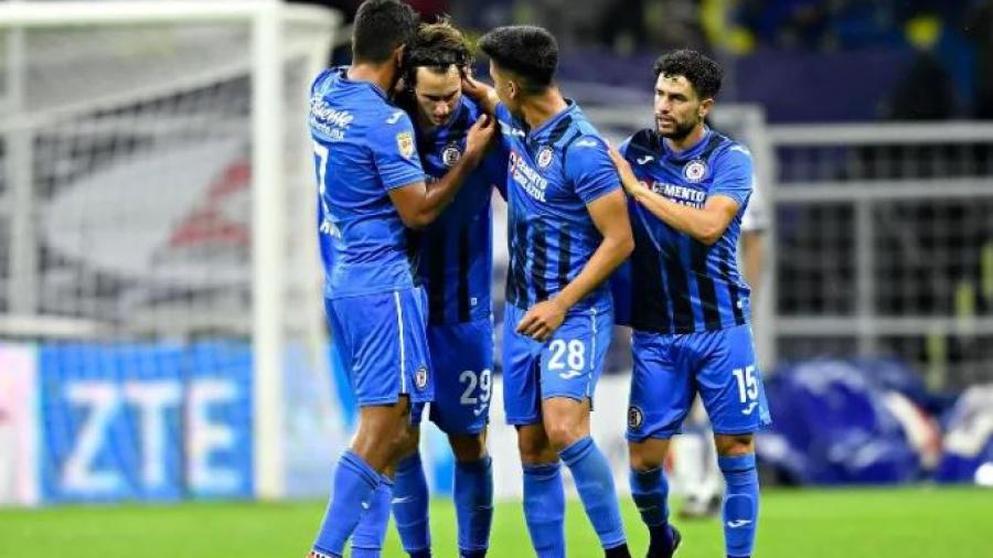 Cruz Azul y Pachuca reparten puntos en el Azteca