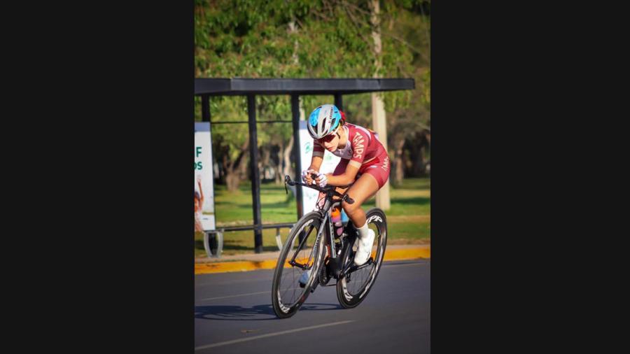 Gana tamaulipeca Atzi Reyes doble medalla de plata en Nacional de Ciclismo