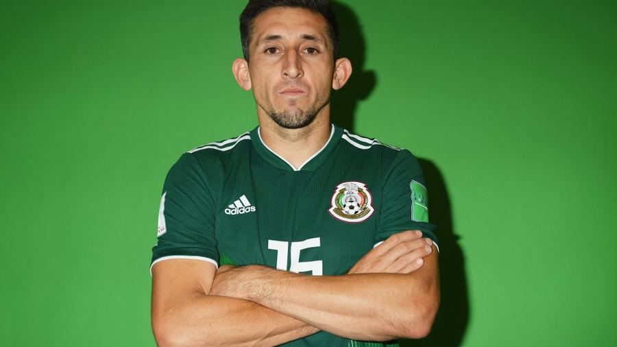 El nuevo look de Héctor Herrera tras su operación