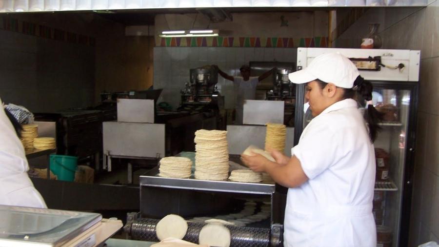 Además de insumos, tortilleros en Guerrero pagan cuotas al crimen