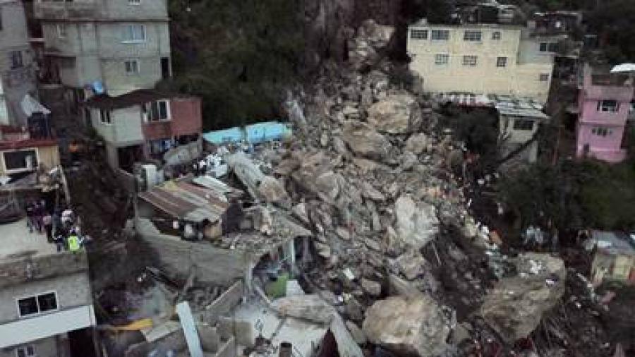 Dan de alta a Jessica, joven que sobrevivió al deslave del Cerro del Chiquihuite