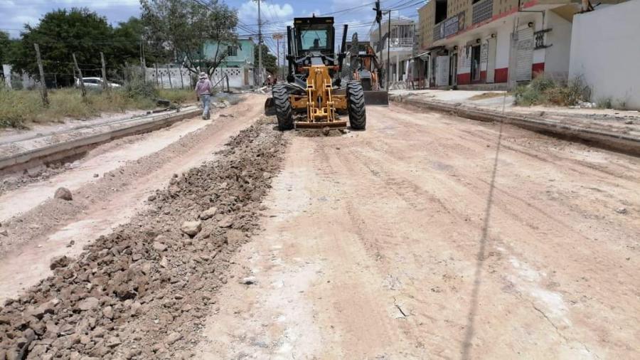 Dirige Carlos Pe&ntilde;a Ortiz inversi&oacute;n de recursos REPUVE a pavimentaci&oacute;n en Campestre I y II
