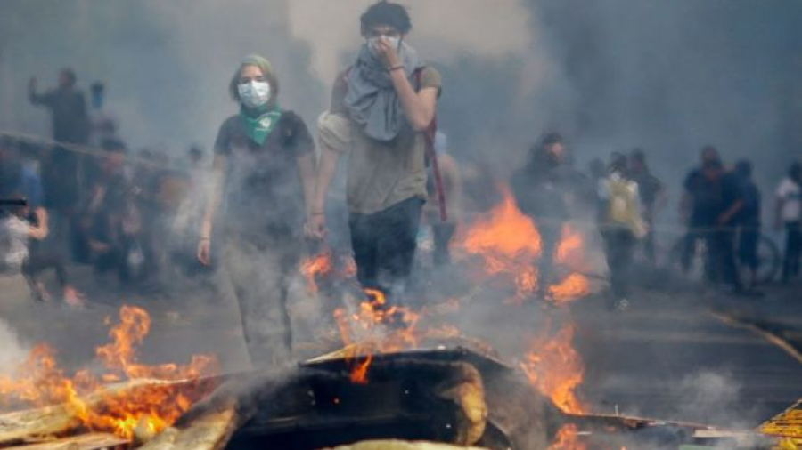 Sube a 18 el número de los muertos por violencia en Chile