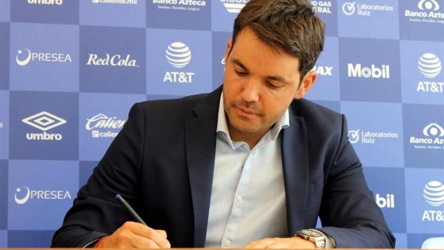 Puebla renueva a su técnico Nicolás Larcamón
