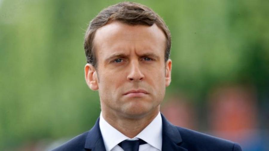 Pierde popularidad Macron a dos meses de gobierno