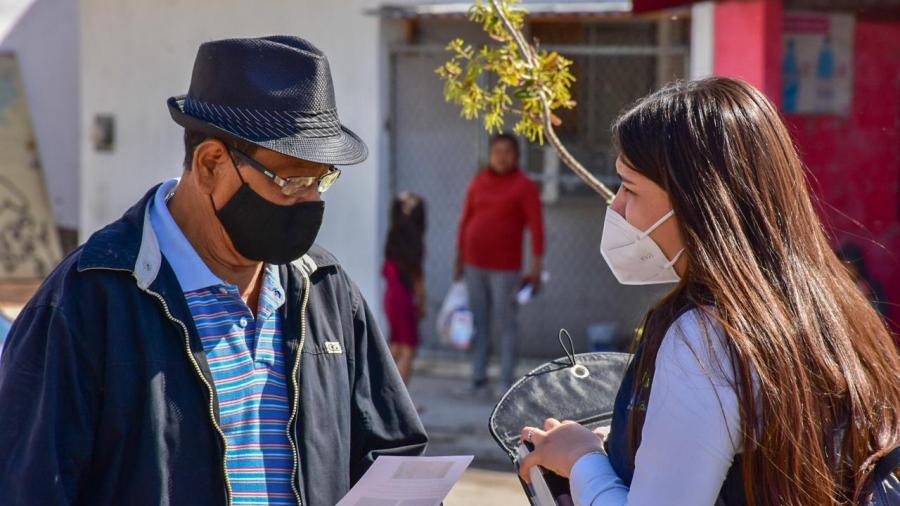 DIF Reynosa visitó a las familias de la Colonia Almendros