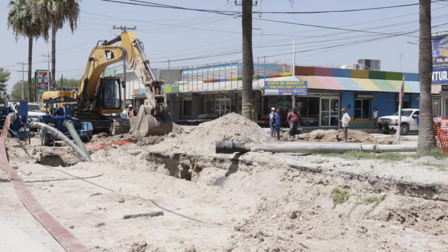 Rehabilita Municipio colectores en Rodolfo Garza Cantú y Álvaro Obregón