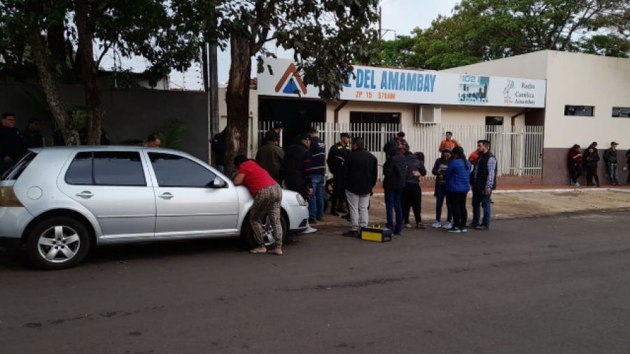 Acribillan a balazos a periodista en Paraguay