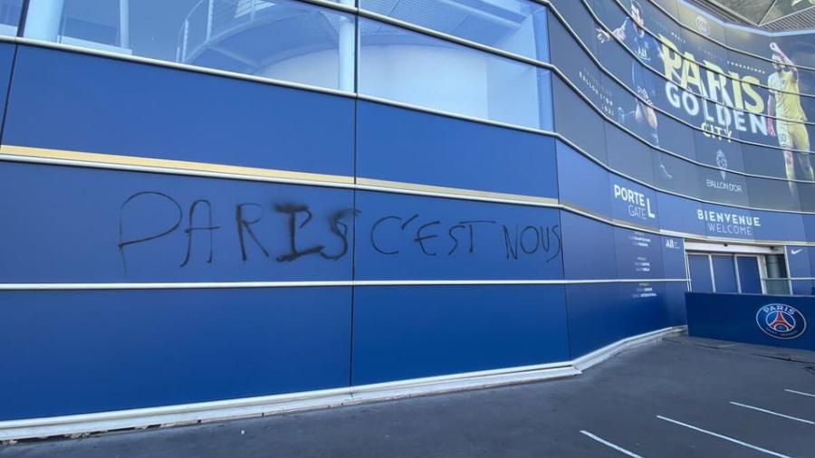 Estadio de PSG fue vandalizado por aficionados
