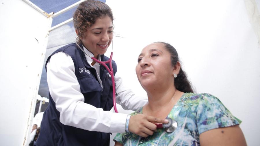 Llevan Gobierno y DIF Tamaulipas beneficios a familias de Reynosa