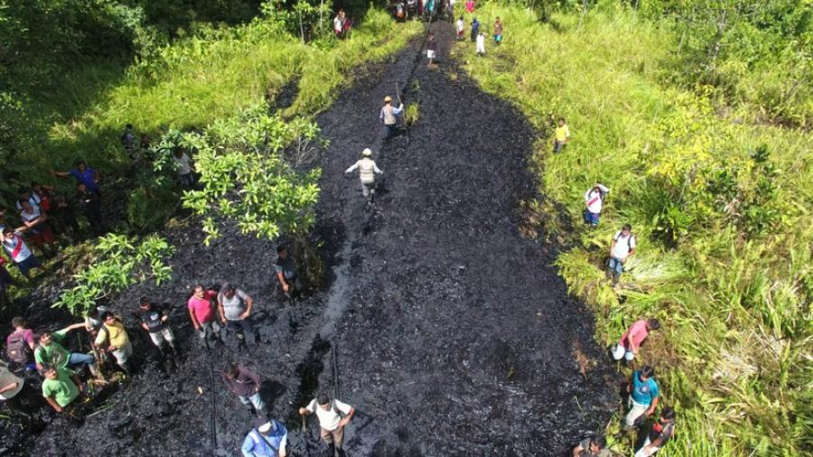 Perú declara estado de emergencia tras derrame de petróleo en la Amazonía