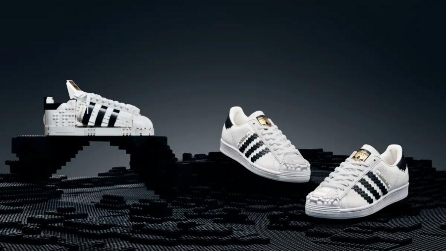 Adidas y LEGO colaboran en un modelo Superstar de bloques