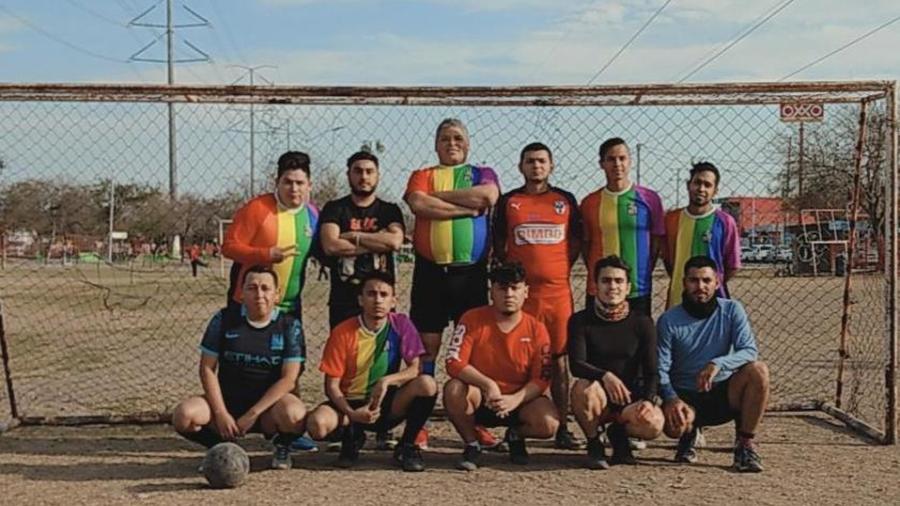 Comunidad LGBT+ se hace presente en el fútbol