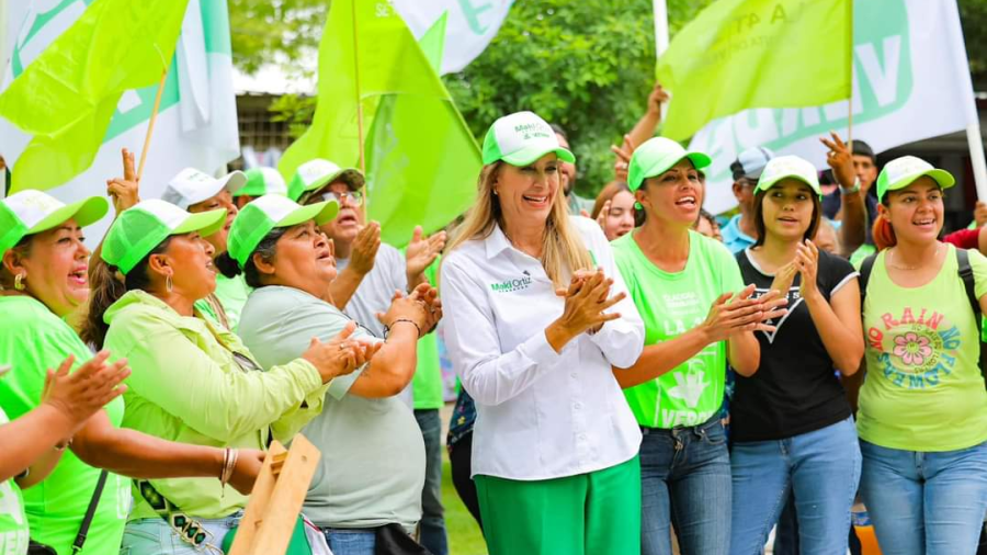 Declaran triunfo a Maki Esther Ortiz Domínguez en tianguis de Jarachina 