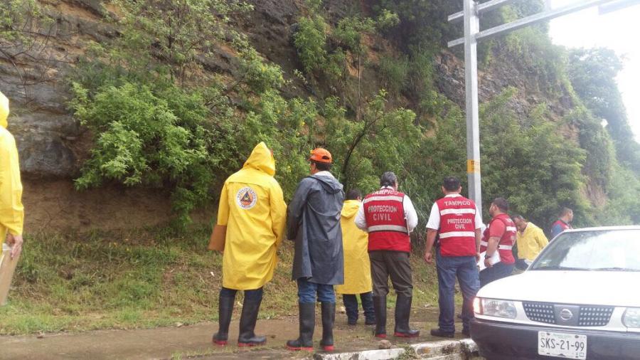 Tres mil familias que habitan cerros están en riesgo 