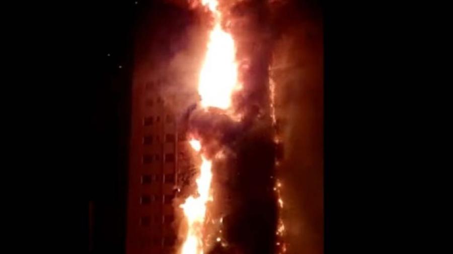Edificio en Dubai se incendia