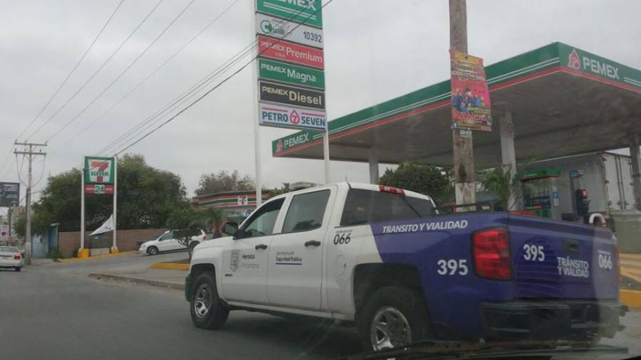 Gasolineras registran congestionamiento vial