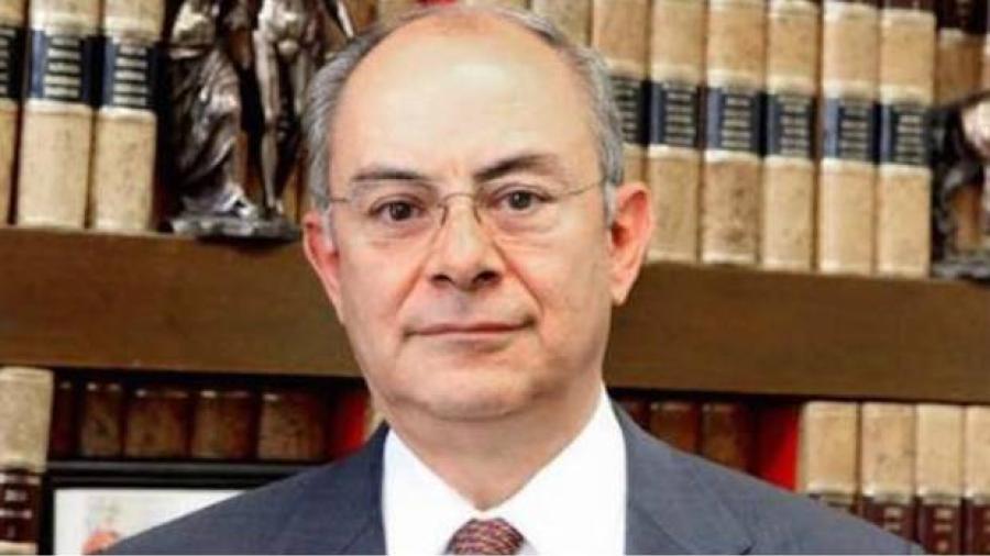 Asesor de tesis de EPN se registra como aspirante a la Fepade