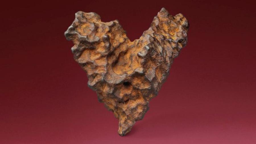 Subastarán meteorito en forma de corazón para el Día de San Valentín