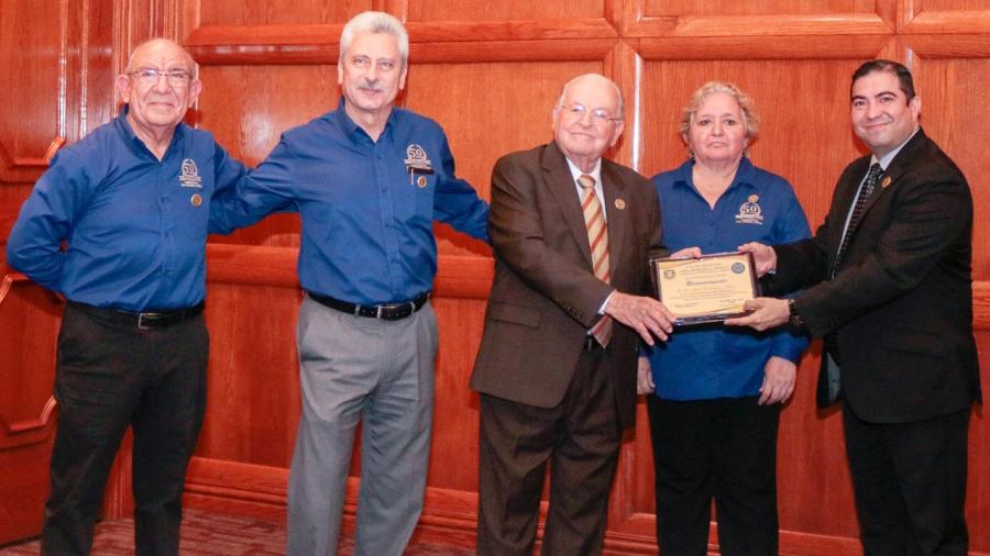 Celebra Preparatoria Múgica 50 Aniversario
