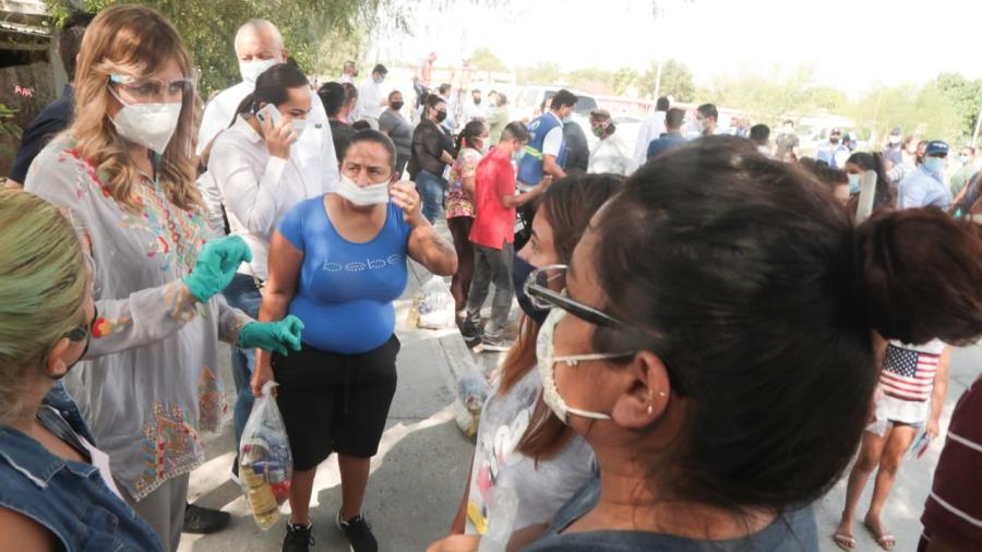 Ayuntamiento, DIF y COMAPA cerca de las familias de la colonia Cavazos Lerma