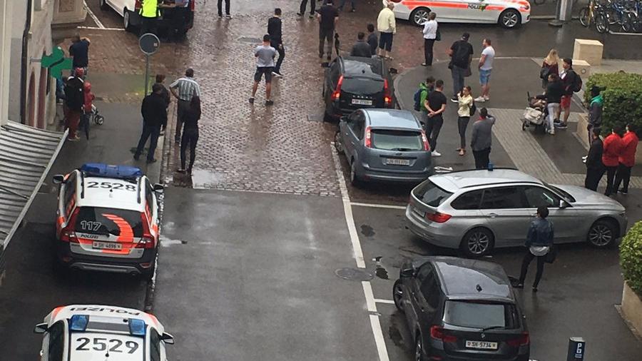 Hombre ataca con motosierra y deja 5 heridos en Suiza
