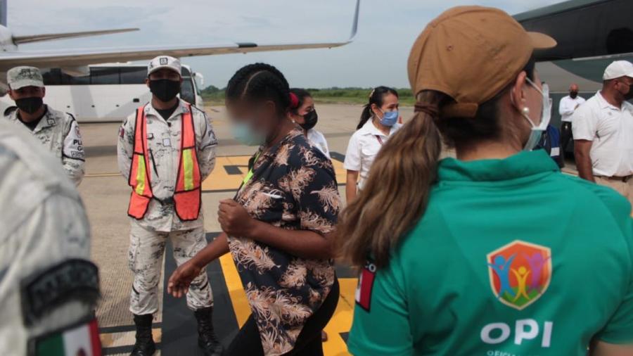 México inicia retorno de migrantes a Haití