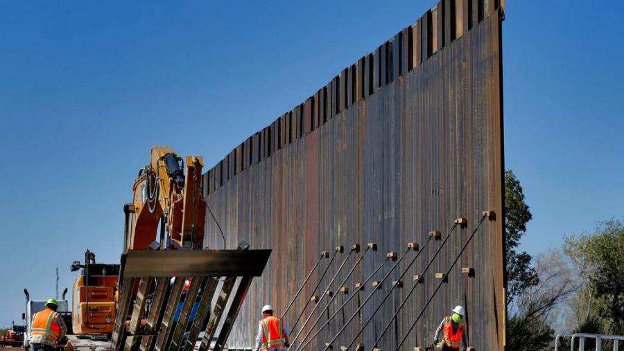 Trump desviará más de 7 mil mdd para el muro fronterizo