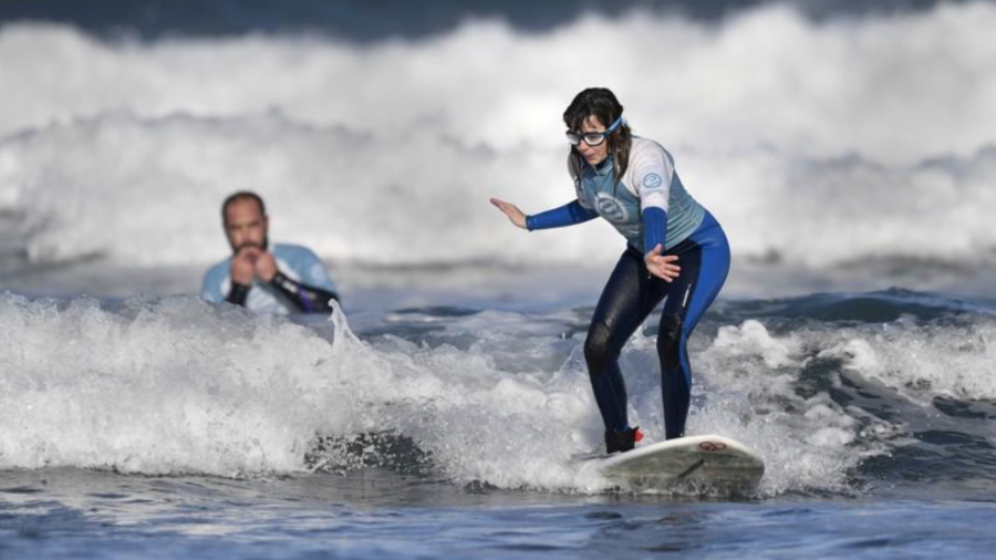 La primera surfista invidente española en entrar al Campeonato Mundial de Surf Adaptado
