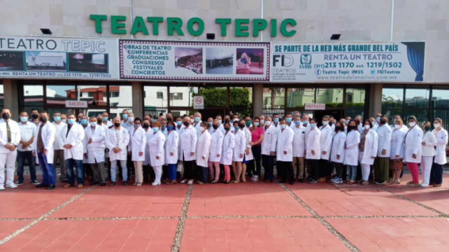 Médicos cubanos tendrán mismos sueldos que los mexicanos: AMLO 