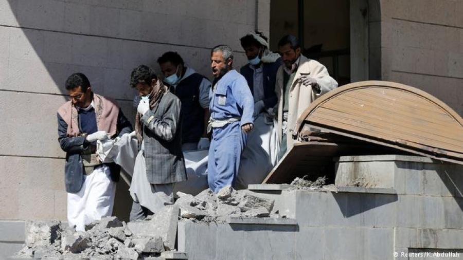 Bombardeo en Yemen deja más de 50 muertos