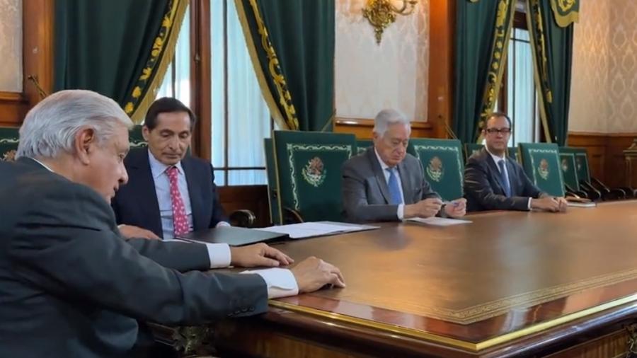  Adquiere gobierno mexicano 13 plantas de Iberdrola