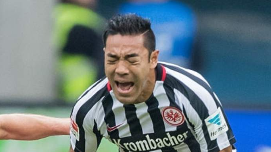 Marco Fabián fuera de las canchas hasta 2018
