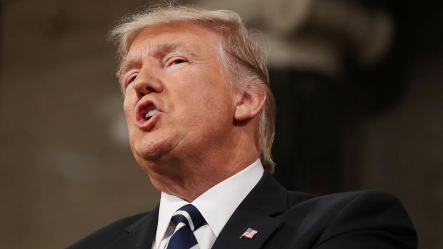 Trump defiende el veto de "ciertos" extranjeros